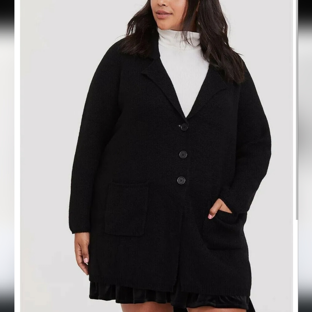 Torrid Notched Lapel black sweater coat size 1